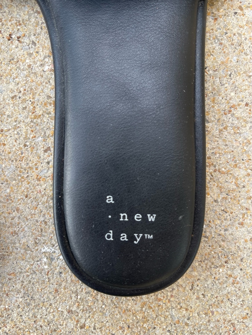 a new day Black Slip-On Slide Sandal Size 7 - Picture 3 of 10